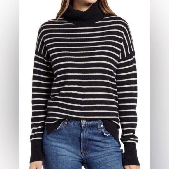 Halogen Black White Striped Turtleneck 100% Cashmere Sweater Size XS - Picture 1 of 9